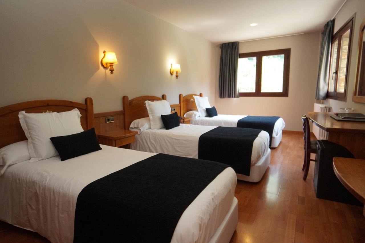 Hotel&SPA Niunit El Serrat Exterior foto