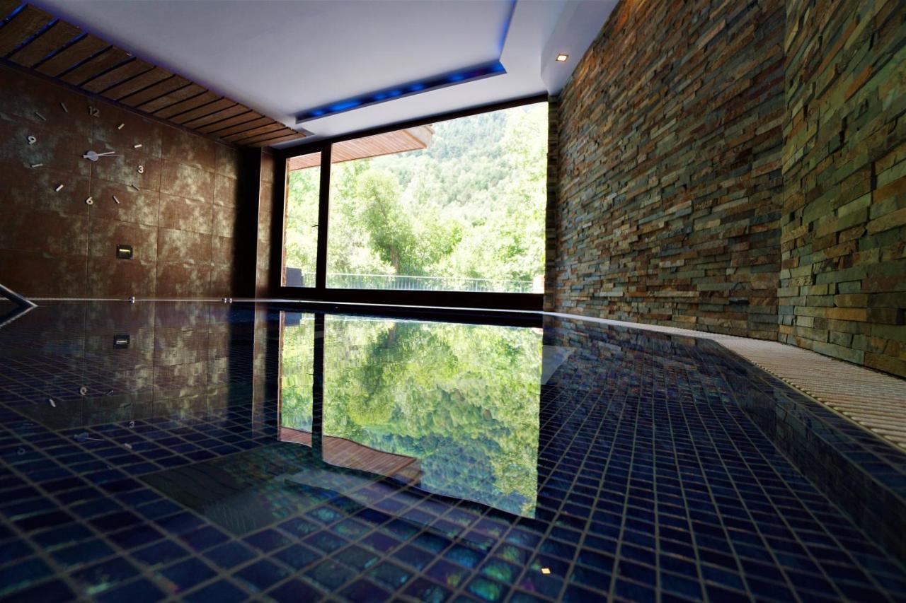 Hotel&SPA Niunit El Serrat Exterior foto