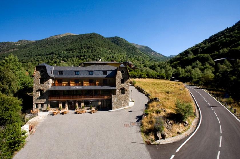 Hotel&SPA Niunit El Serrat Exterior foto