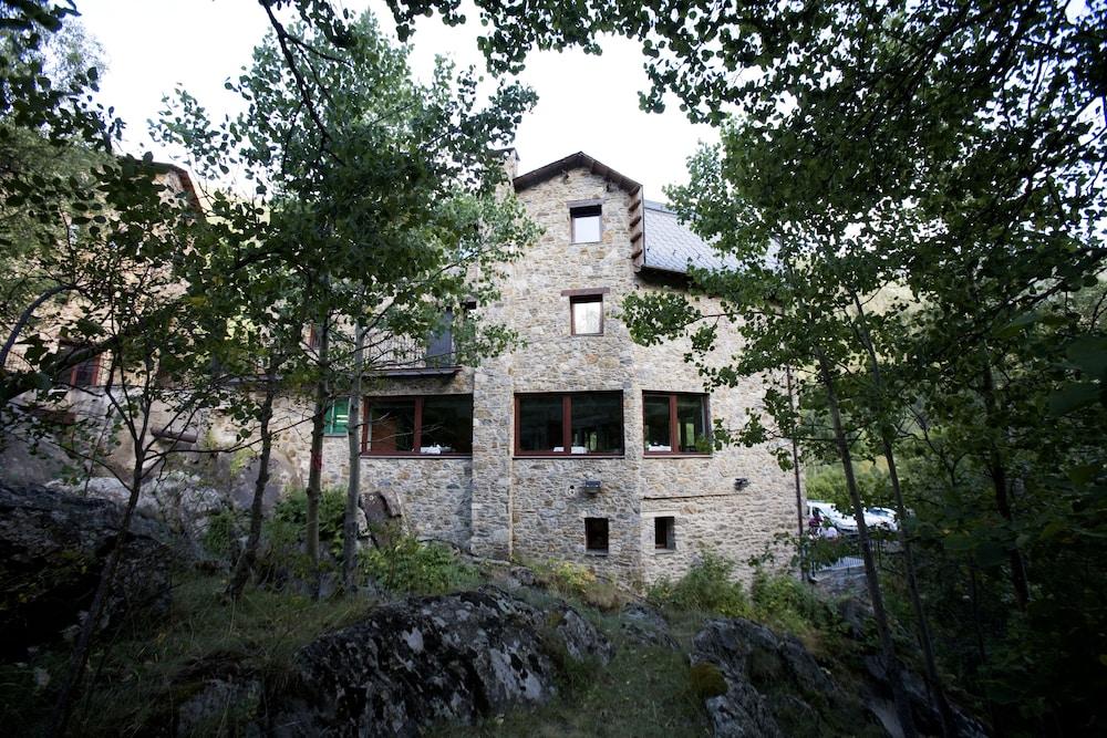 Hotel&SPA Niunit El Serrat Exterior foto