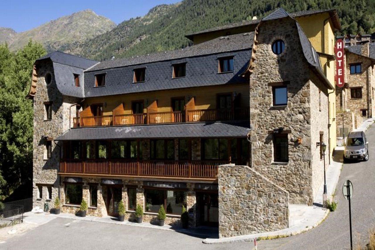 Hotel&SPA Niunit El Serrat Exterior foto